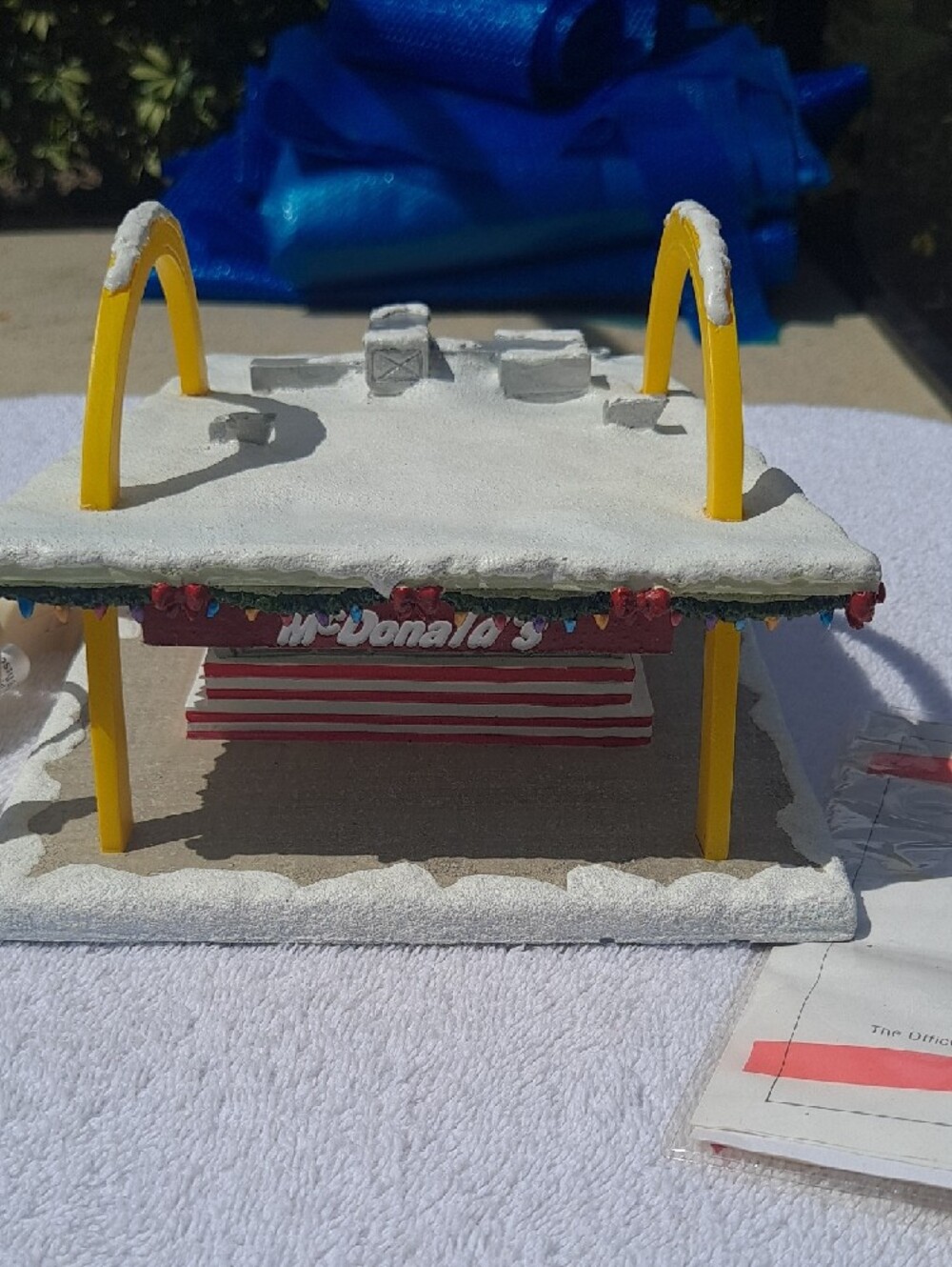 McDonald's Golden Arches Lighted Ceramic Sculpture. Holiday! - Picture 3 of 11
